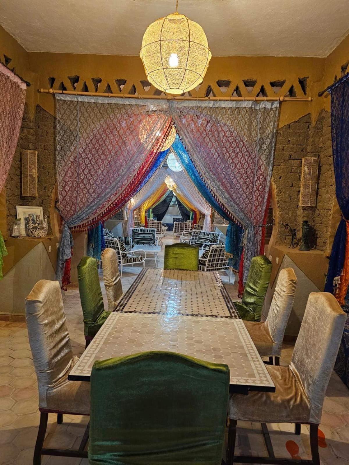 纽黑文拉千斯沙漠酒店 梅尔祖卡 外观 照片